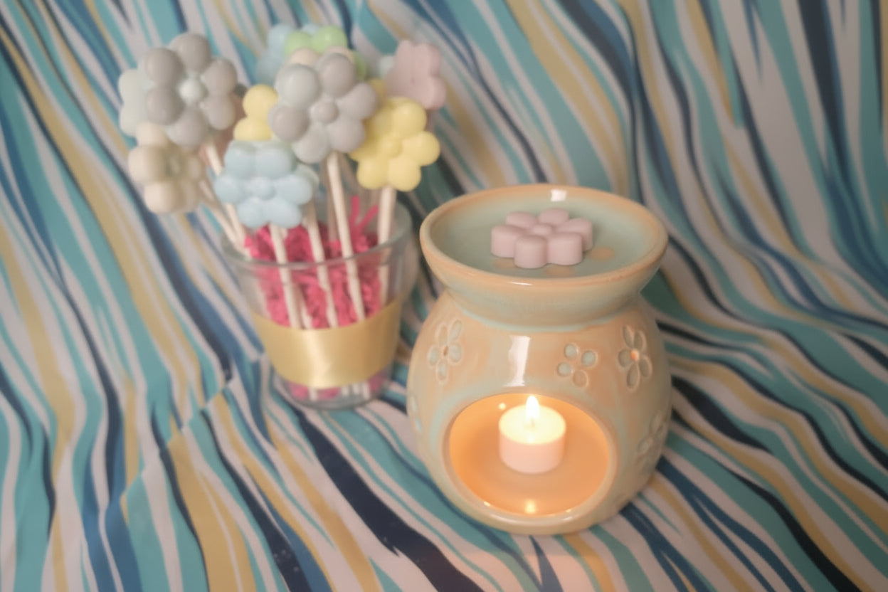 Colorful wax melt daisy